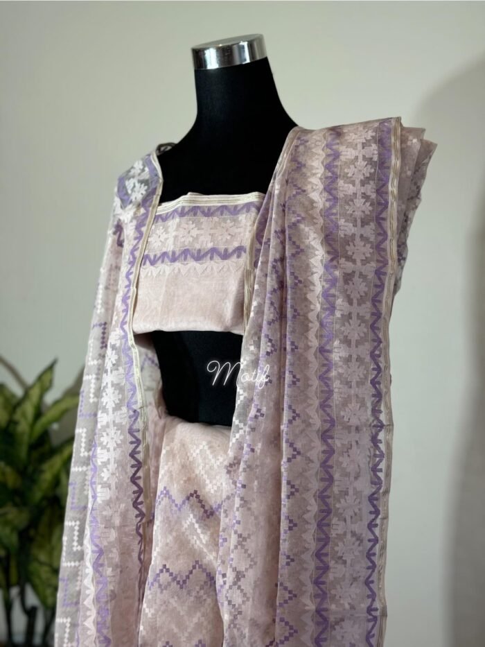 Saree baby pink with offwhite lavender - Image 2
